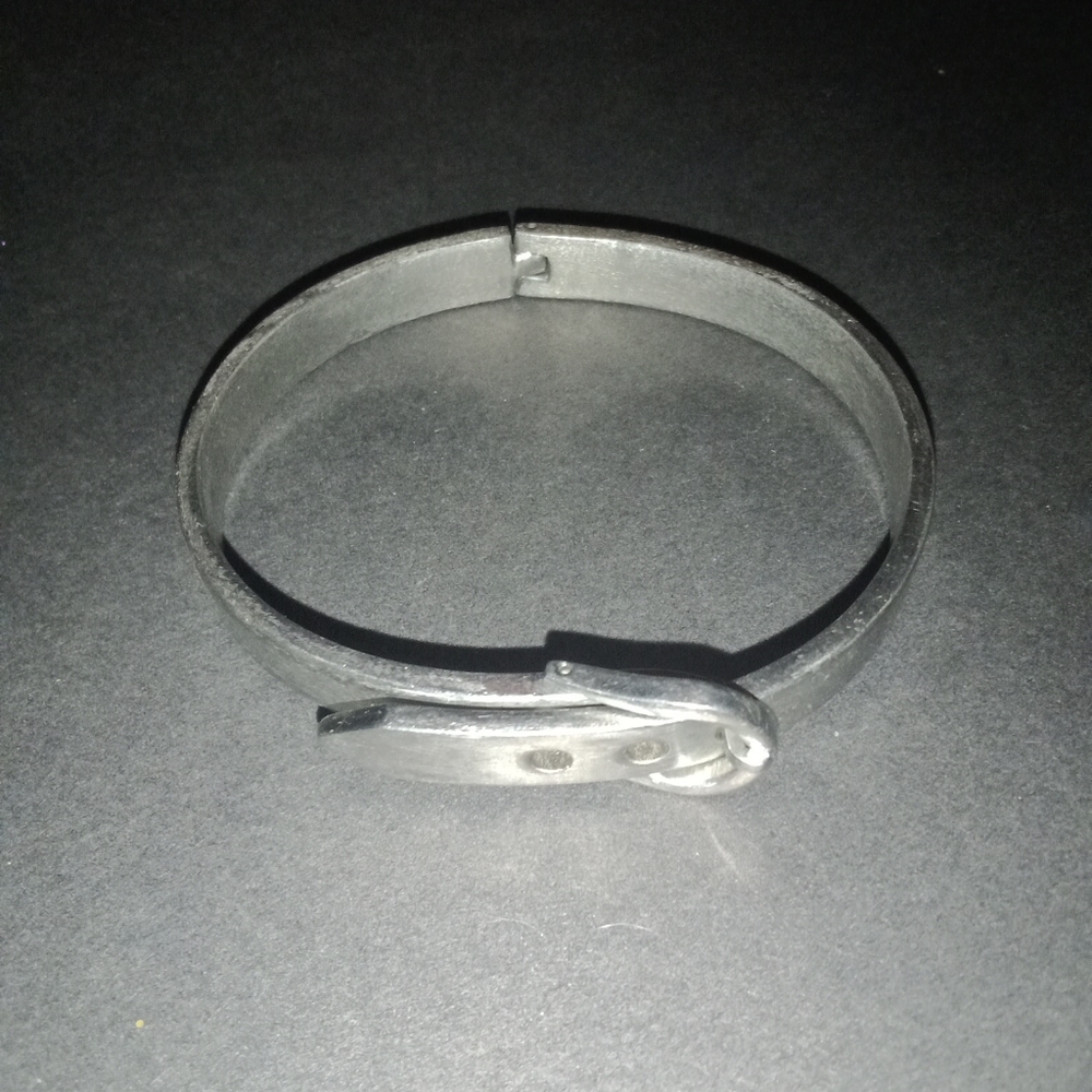 Bracelet Stack - Picture 7 of 9